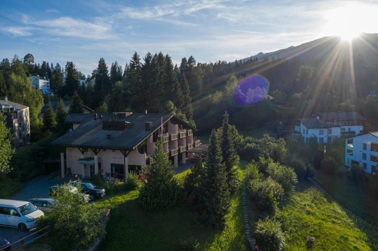 T3 Hotel Mira Val Flims Kültér fotó