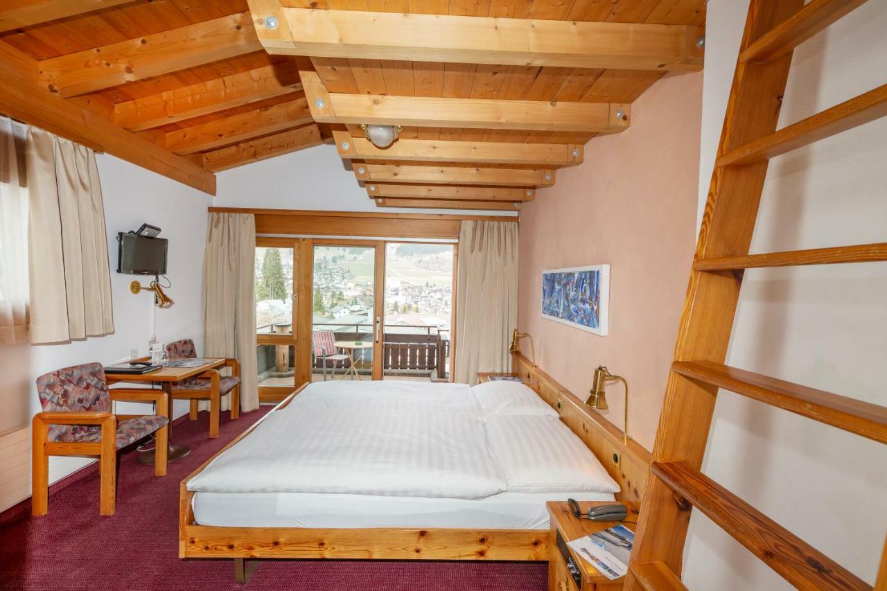 T3 Hotel Mira Val Flims Kültér fotó